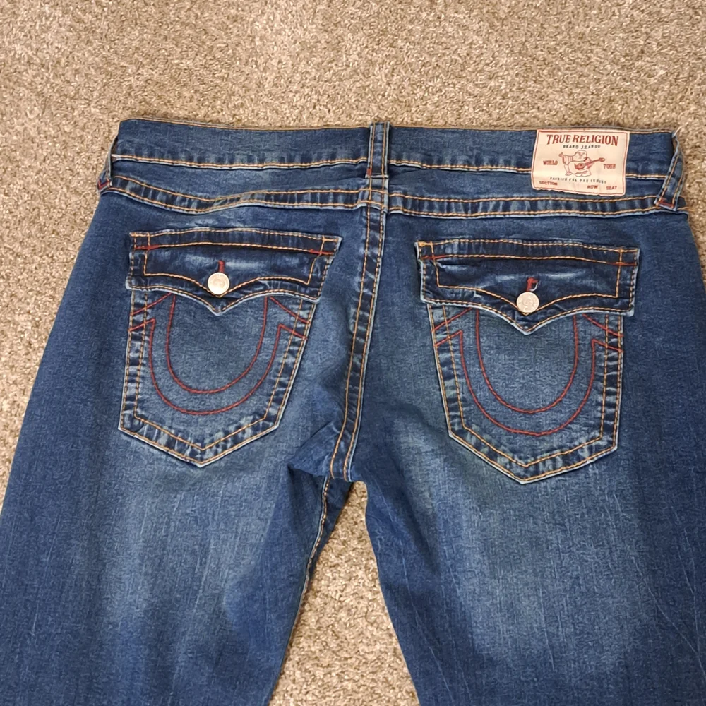 True Religion Men's Geno Relaxed Slim Dark Rise Denim Jeans 40/34